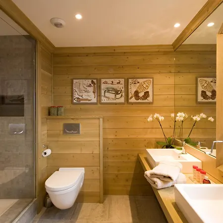 De Luxe A 1850, 4 Chambres, Hammam, Jacuzzi, 8 Personnes - Fr-1-564-125 شاليه كورشوفيل