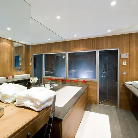 De Luxe A 1850, 4 Chambres, Hammam, Jacuzzi, 8 Personnes - Fr-1-564-125